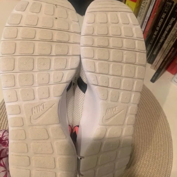 Nike Roshe One FB (GS) Running Trainers - Picture 9 of 10